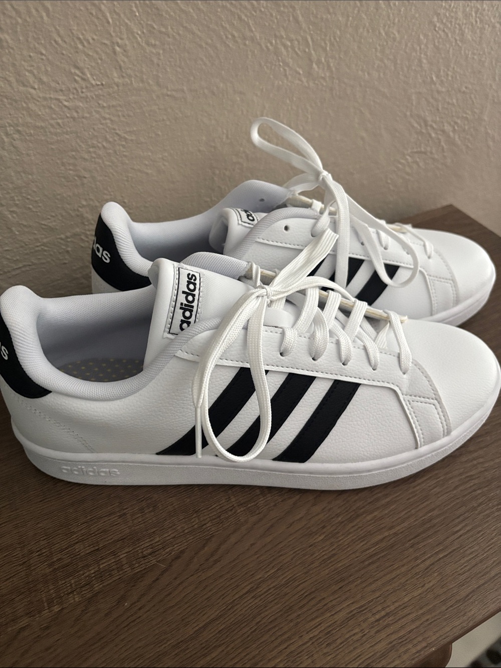 Adidas Grand Court Shoe White Women’s Size 11